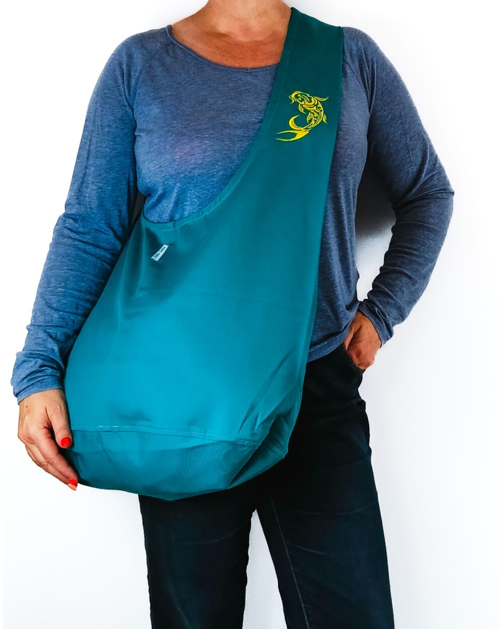 Zafu Turquoise Brodé Koi – Image 1